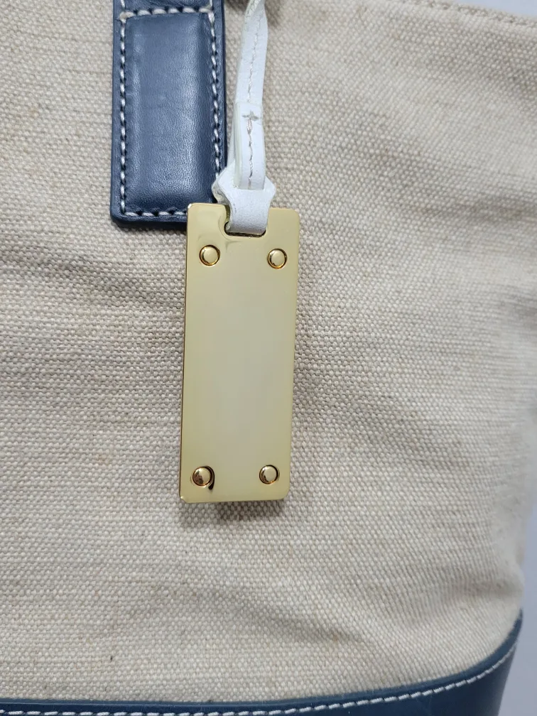 UGG Beige & Navy Tote Bag image indicator(8)