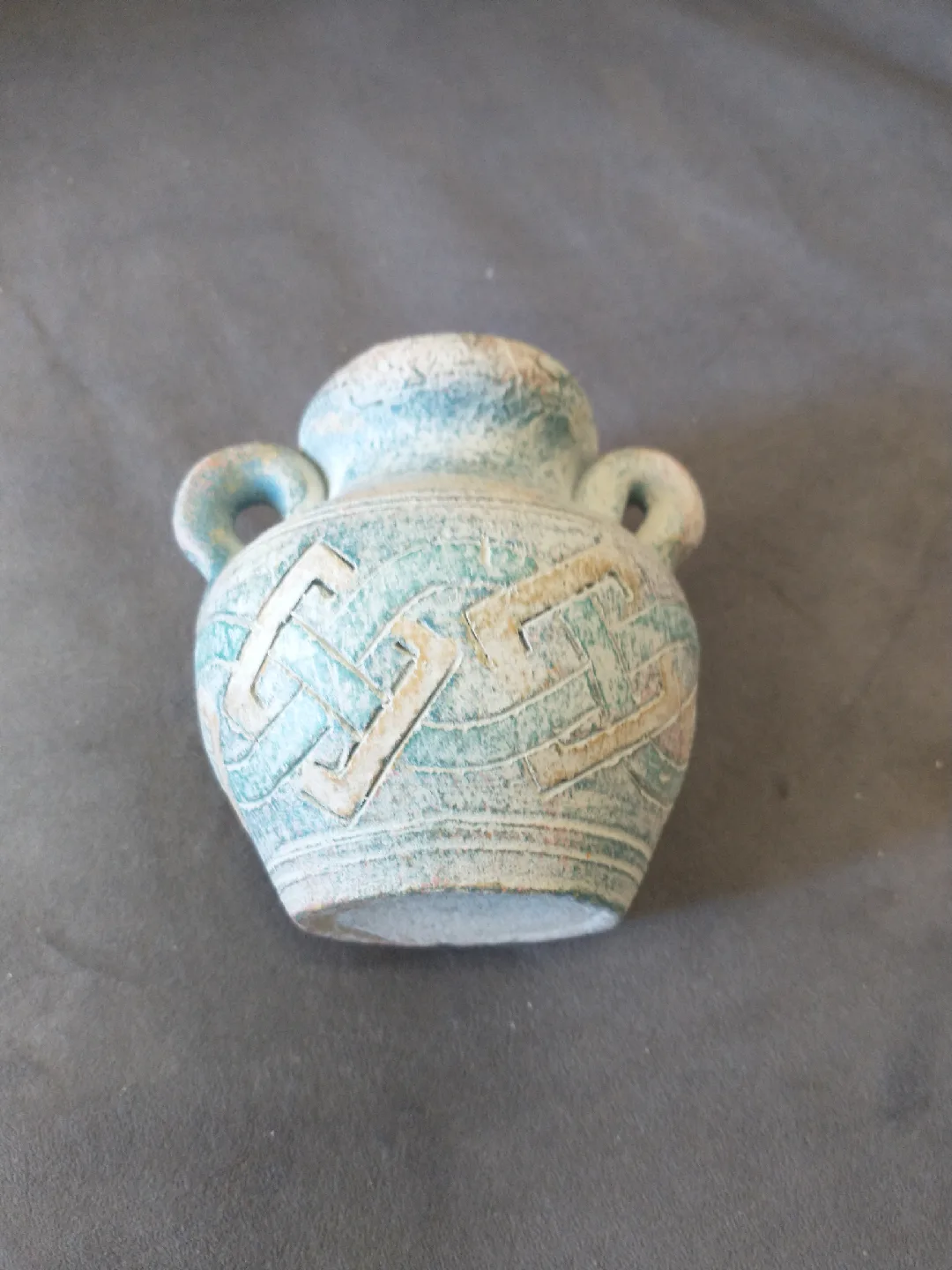 Lovely terracotta pot, 4" x 4" image indicator(3)