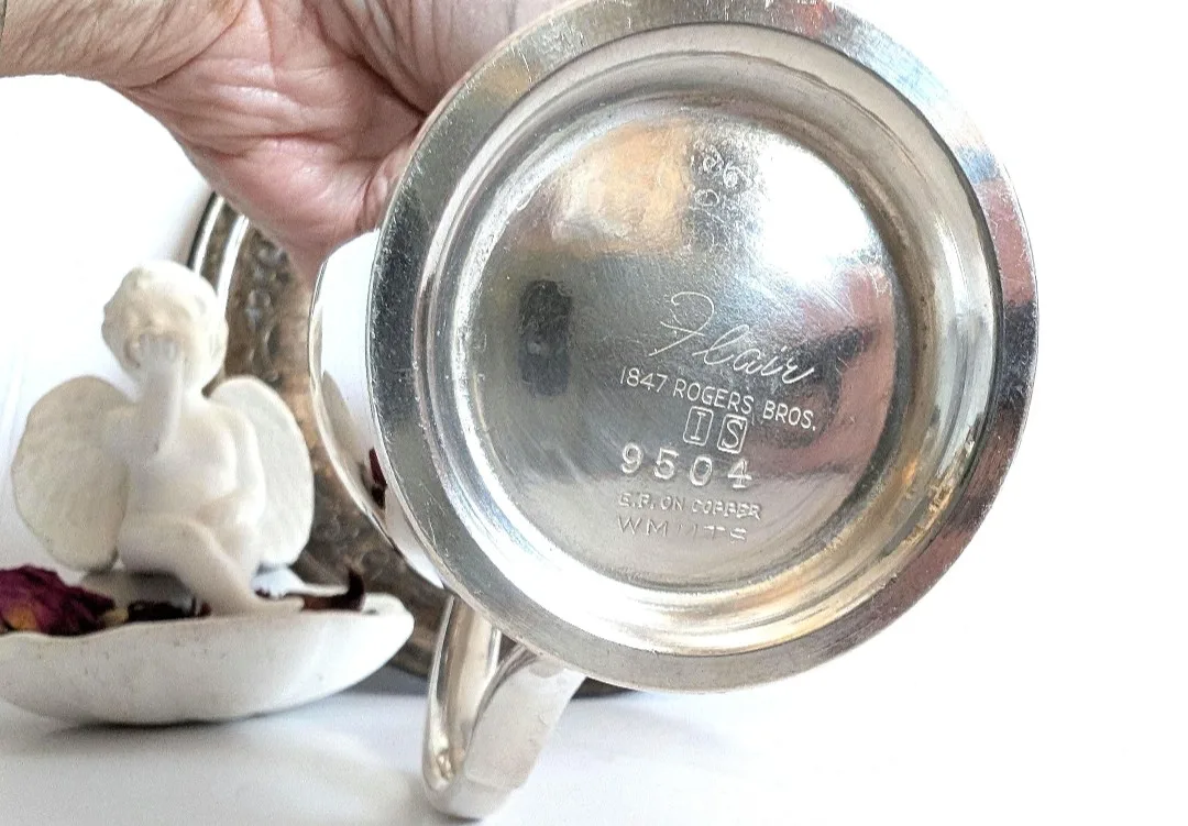 Wm Rogers Silver Plated Coffee Cream Pitcher ~ Flair image indicator(7)