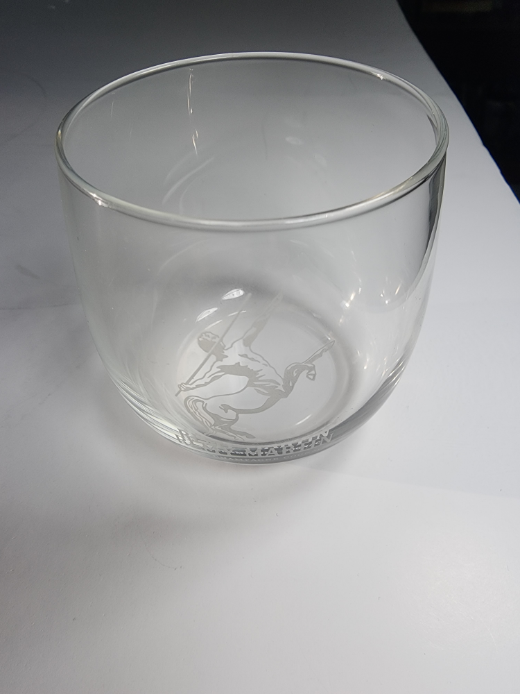 Clear glass bowl with etched design - photo 2