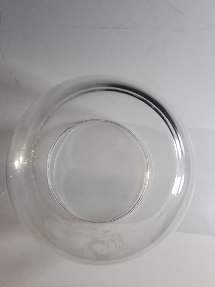 Clear glass bowl with etched design - photo 4