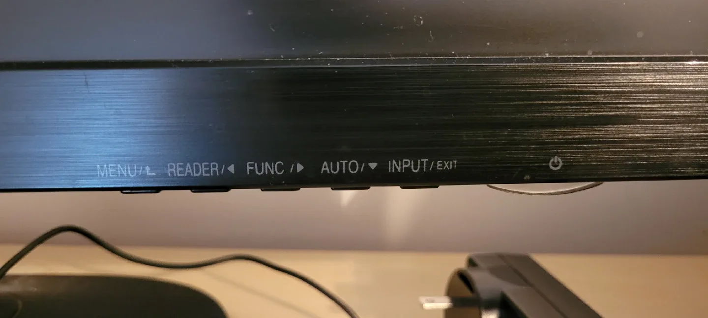 LG Monitor large H 15 "  W 25 " image indicator(3)