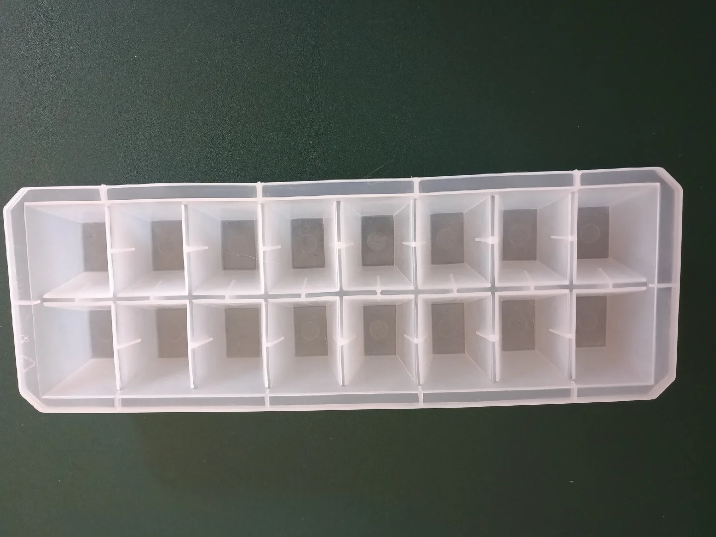 ice tray thumbnail