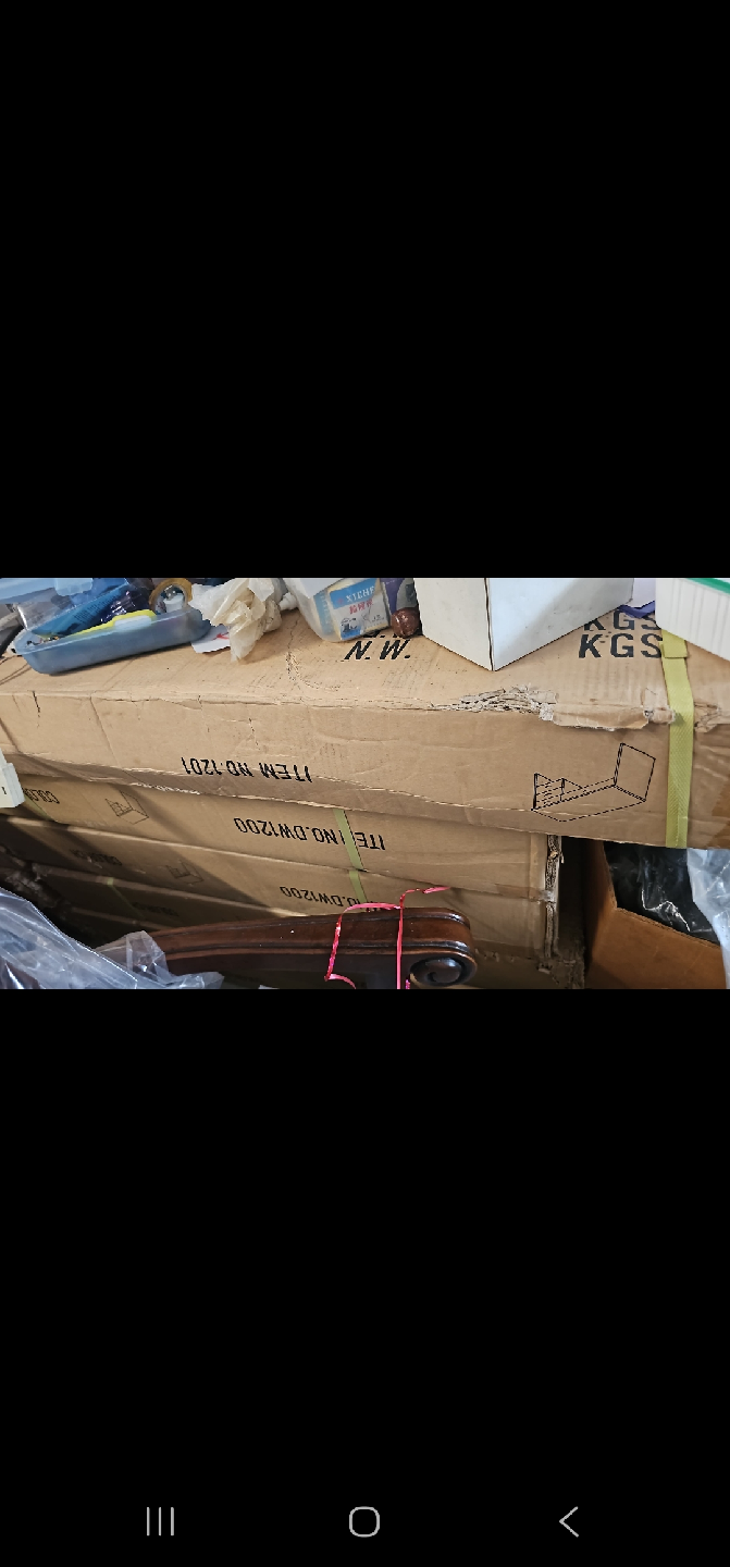 🥕🥕Wooden Desk - 20"x48" with key new🥕🥕 - photo 2