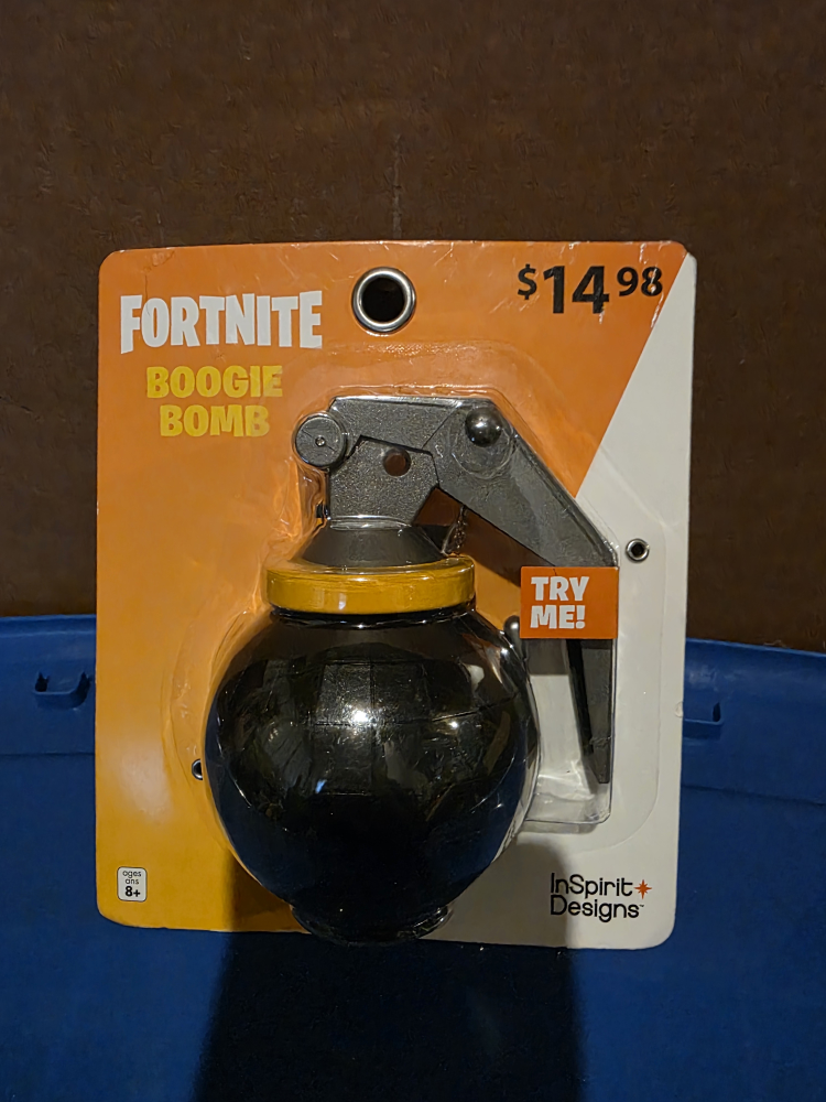 New Play-Doh Halloween Bag & Fortnite Accessories - photo 2