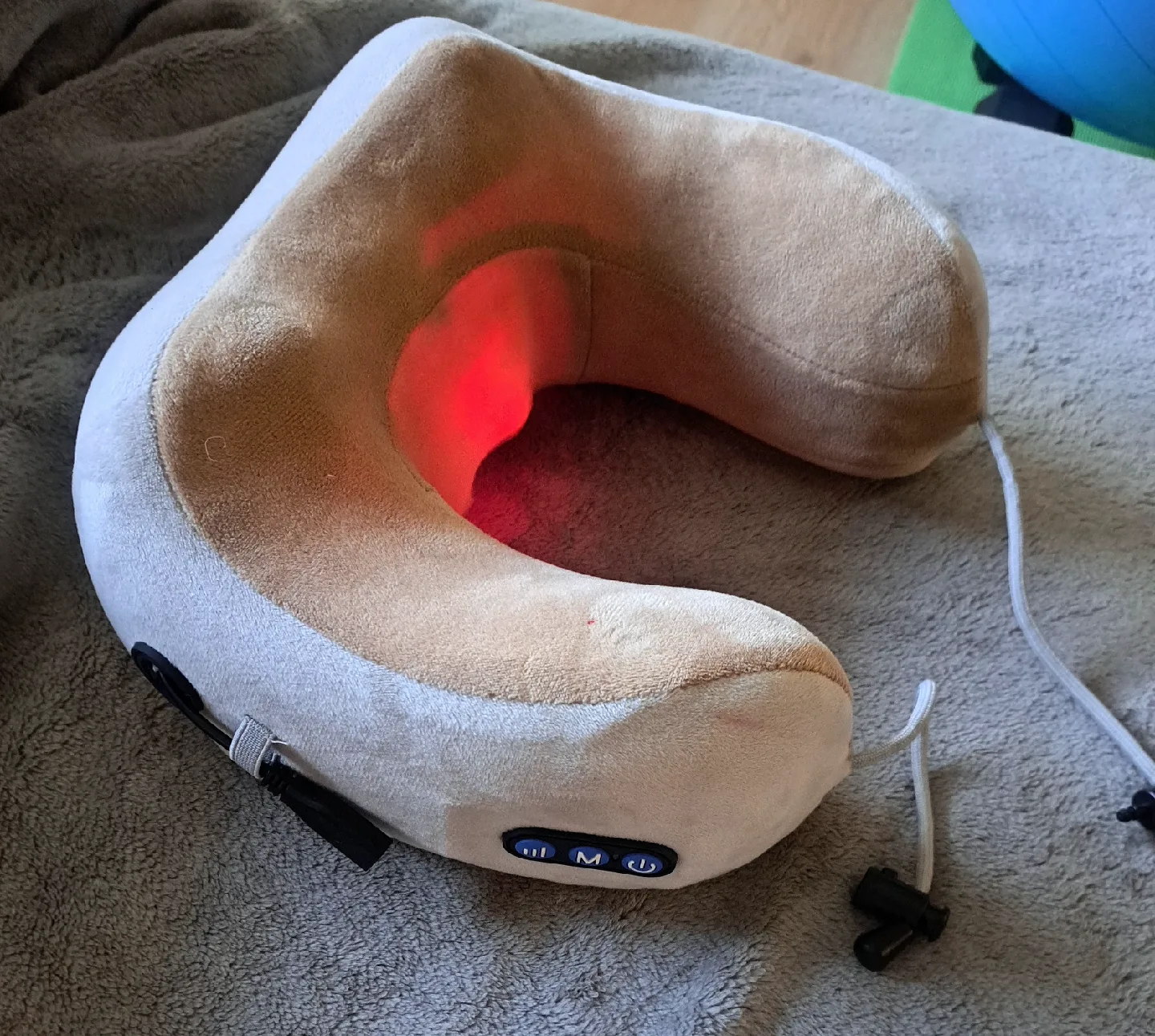 Rechargeable Neck Massage Travel Pillow image indicator(6)