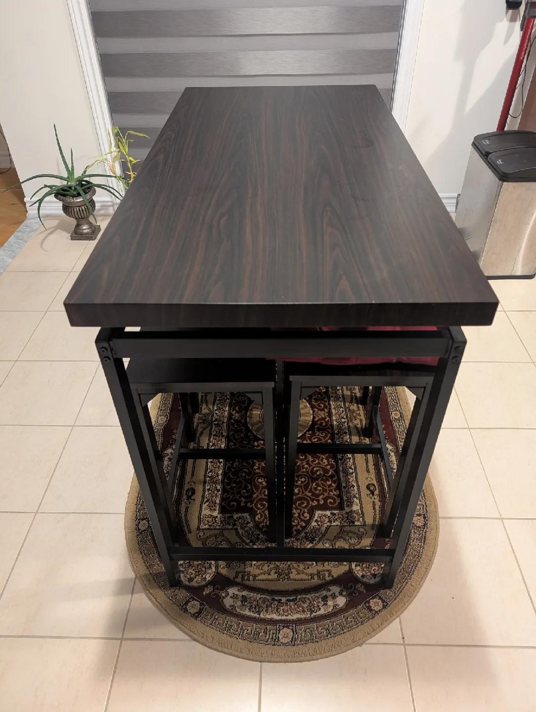 Counter Height Dining Table with 4 Stools image indicator(2)