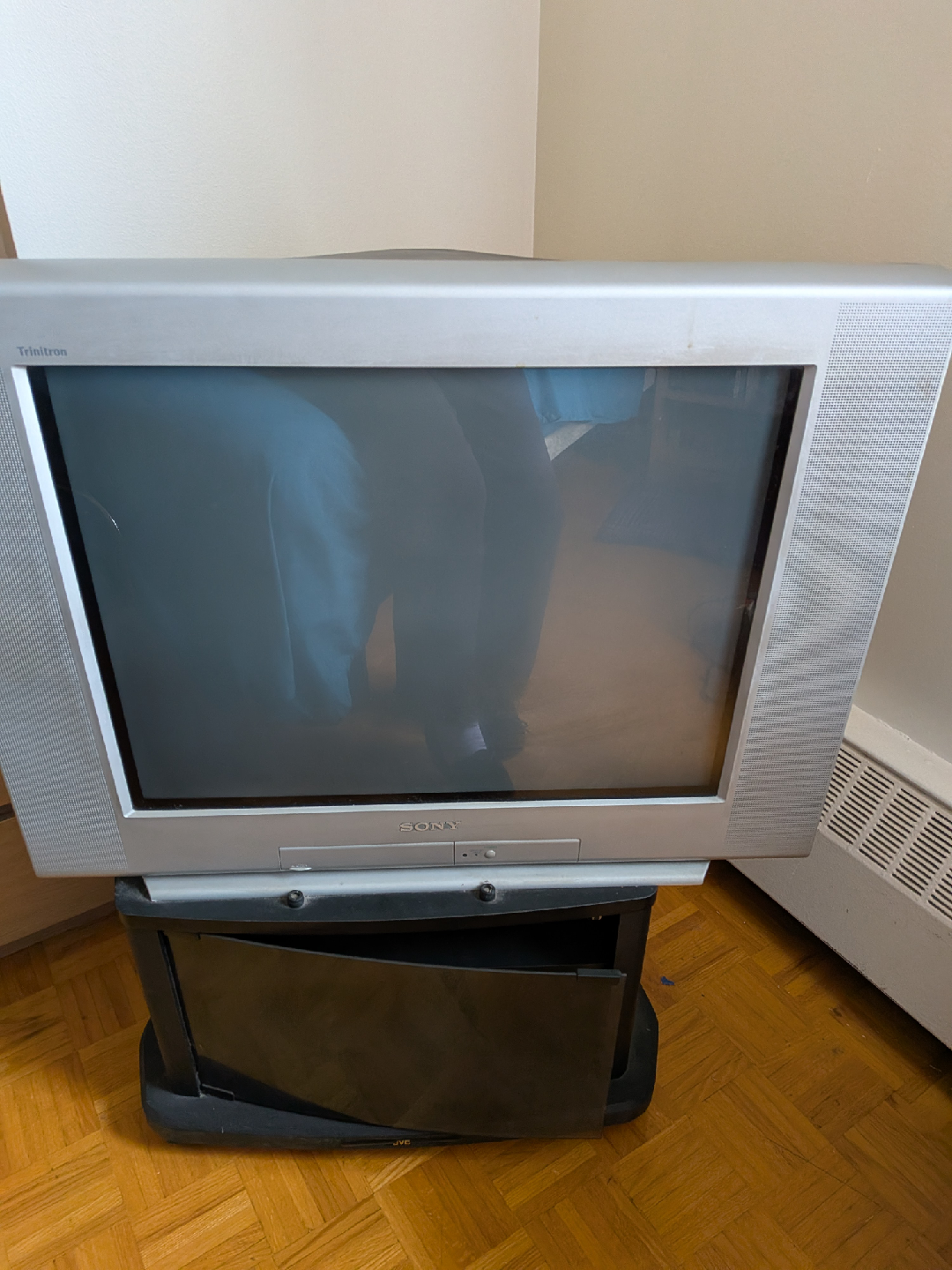 Sony Trinitron TV 27 inch