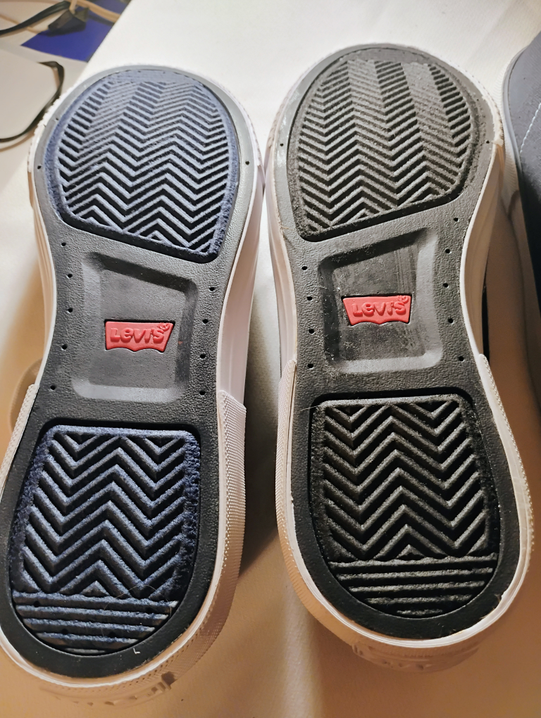 Levi's Black Canvas Sneakers - photo 3