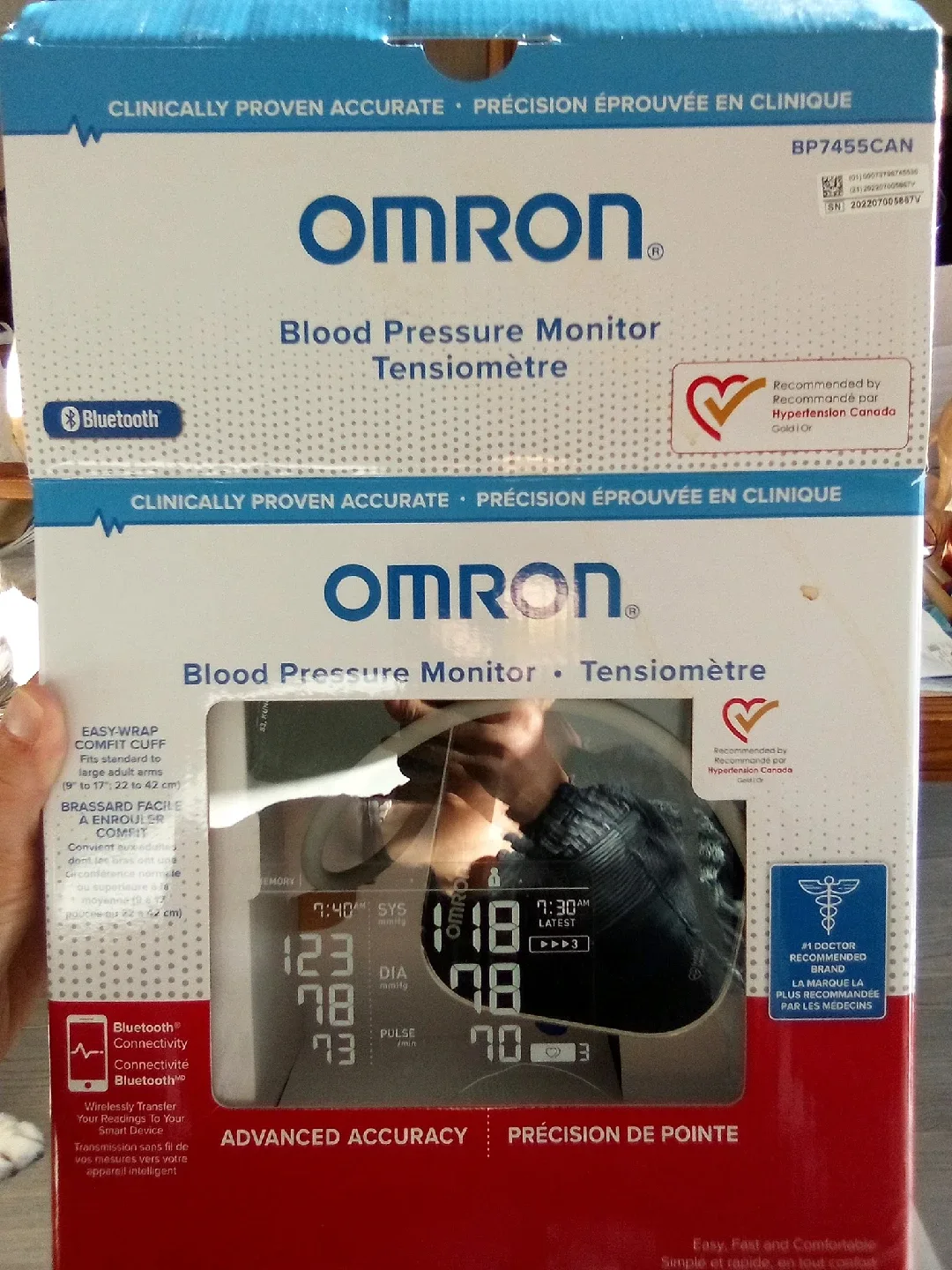 Omron Blood Pressure Monitor - Like New in Box thumbnail
