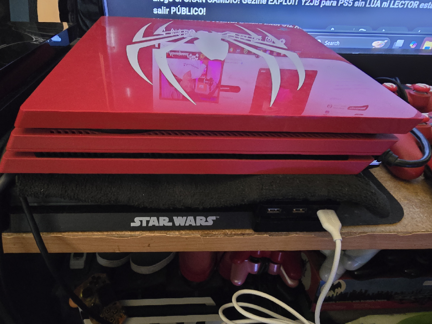 Ps4 Pro Spiderman edition with 2 controllers - photo 5