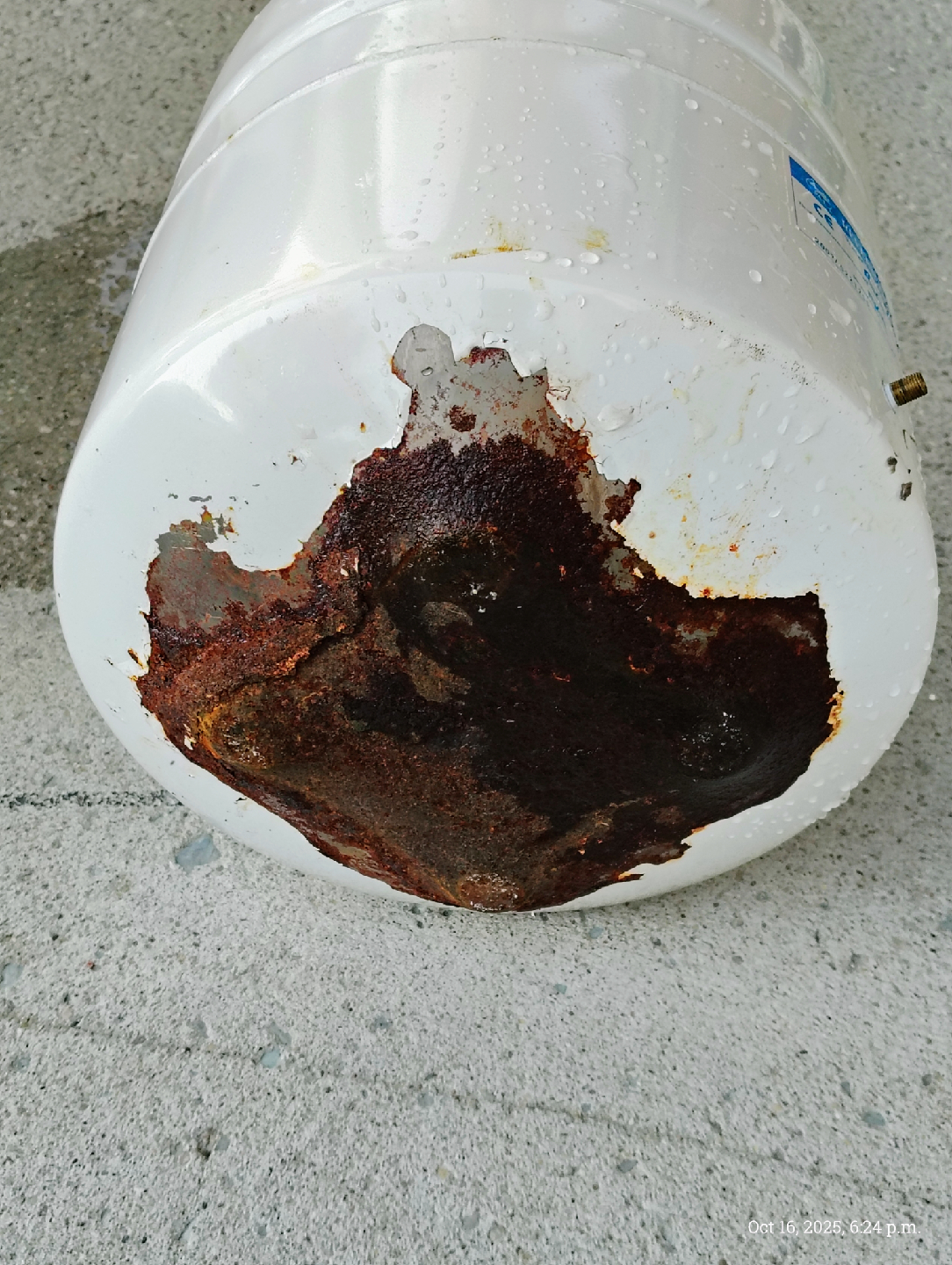 Reverse Osmosis Water Storage Tank RO-132 - photo 3