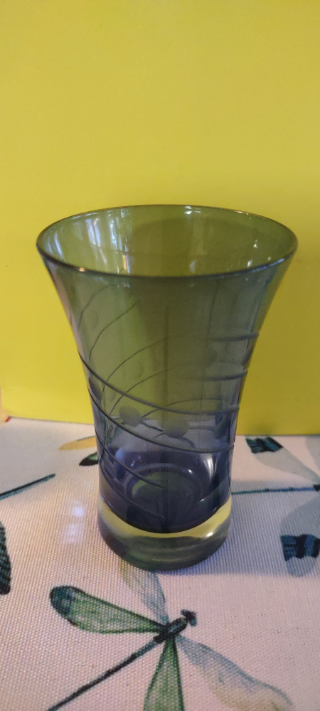 Set of 4 Coloured Glass Vases - photo 3