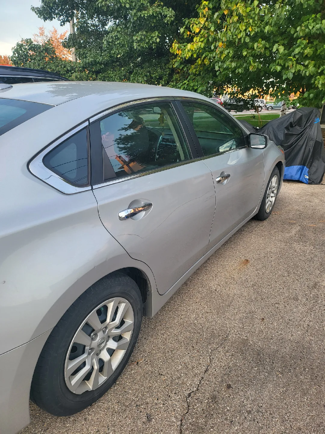 Nissan Altima S 2015 sedan image indicator(3)