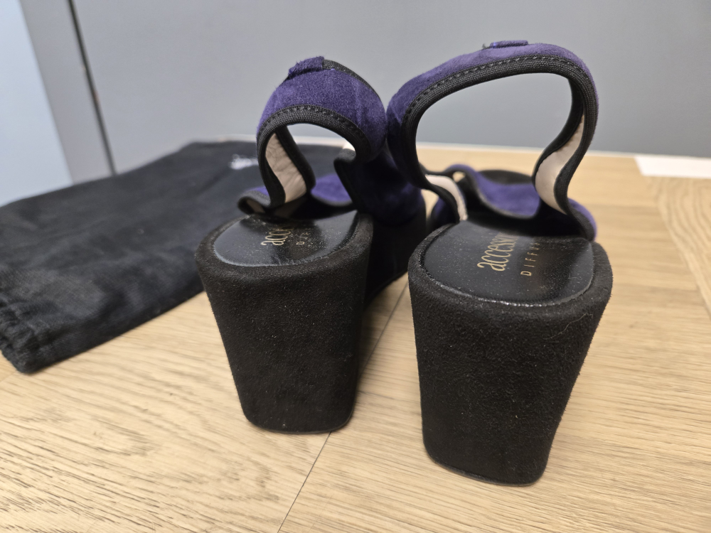 Accessoire Diffusion Wedge Sandals - Size 39 - photo 4