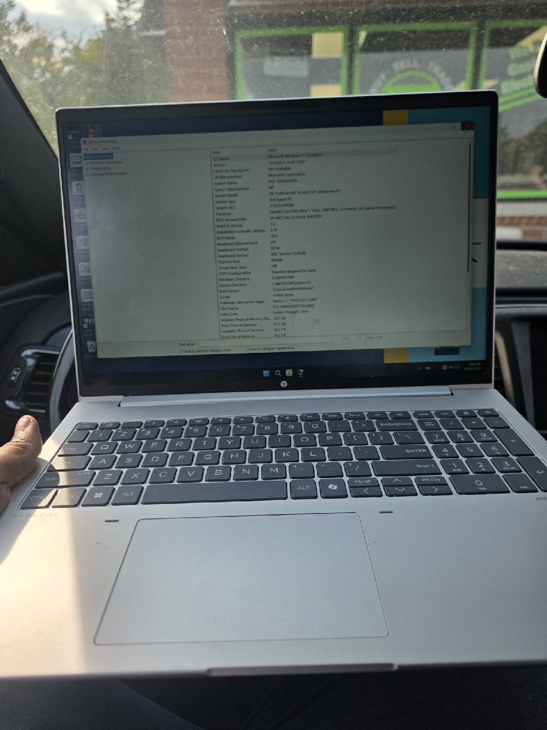 HP ProBook 460 16 inch G11 Notebook PC - photo 3