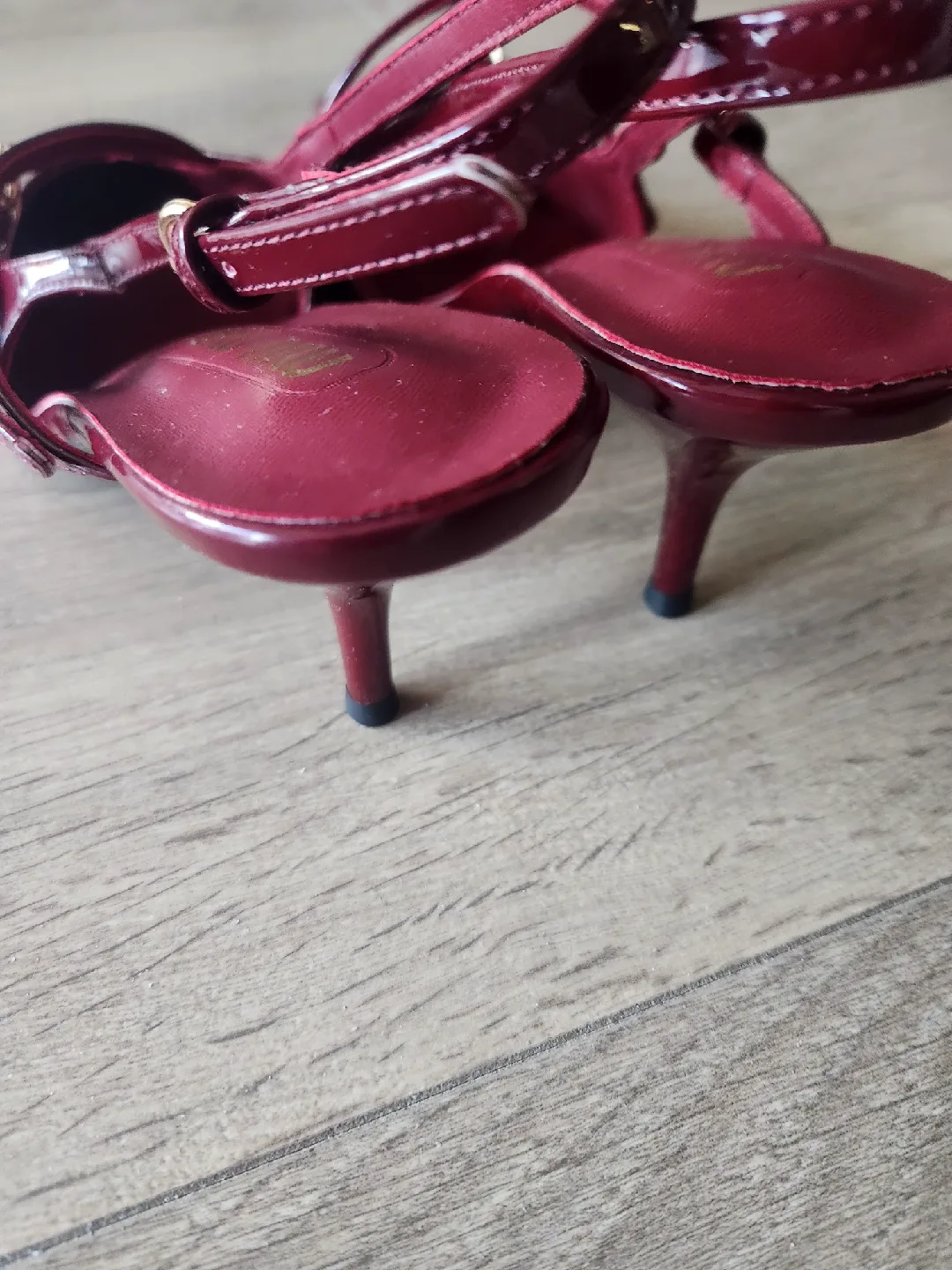 Miu Miu Patent Leather Slingback Heels Burgundy Kitten Heels image indicator(5)