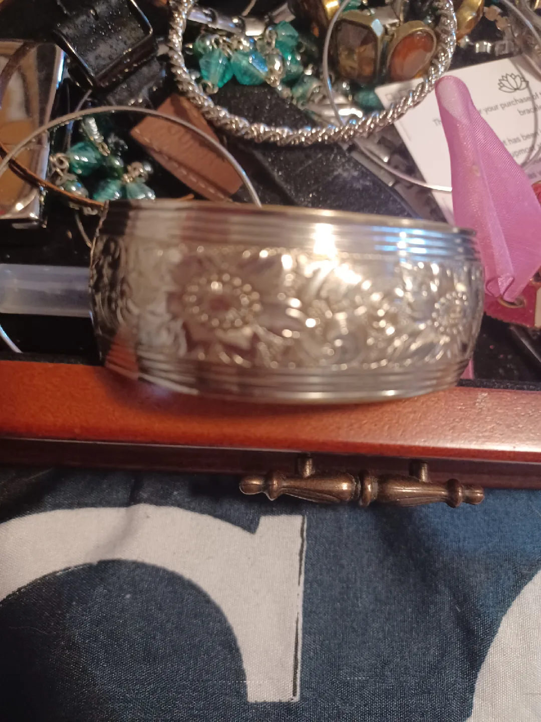 Gold-toned Cuff Bracelet image indicator(2)