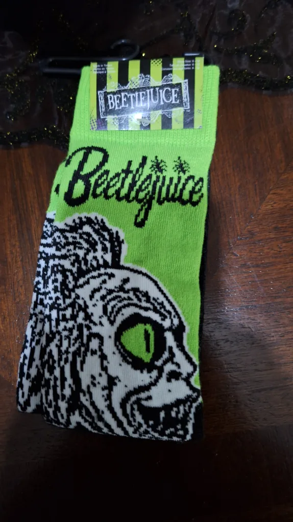 Beetlejuice Mask & Socks Set image indicator(2)