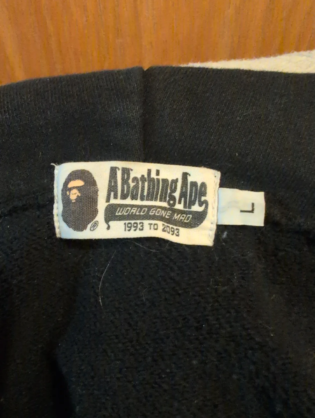 Bathing Ape (BAPE) Shark Hoodie - Size L image indicator(4)