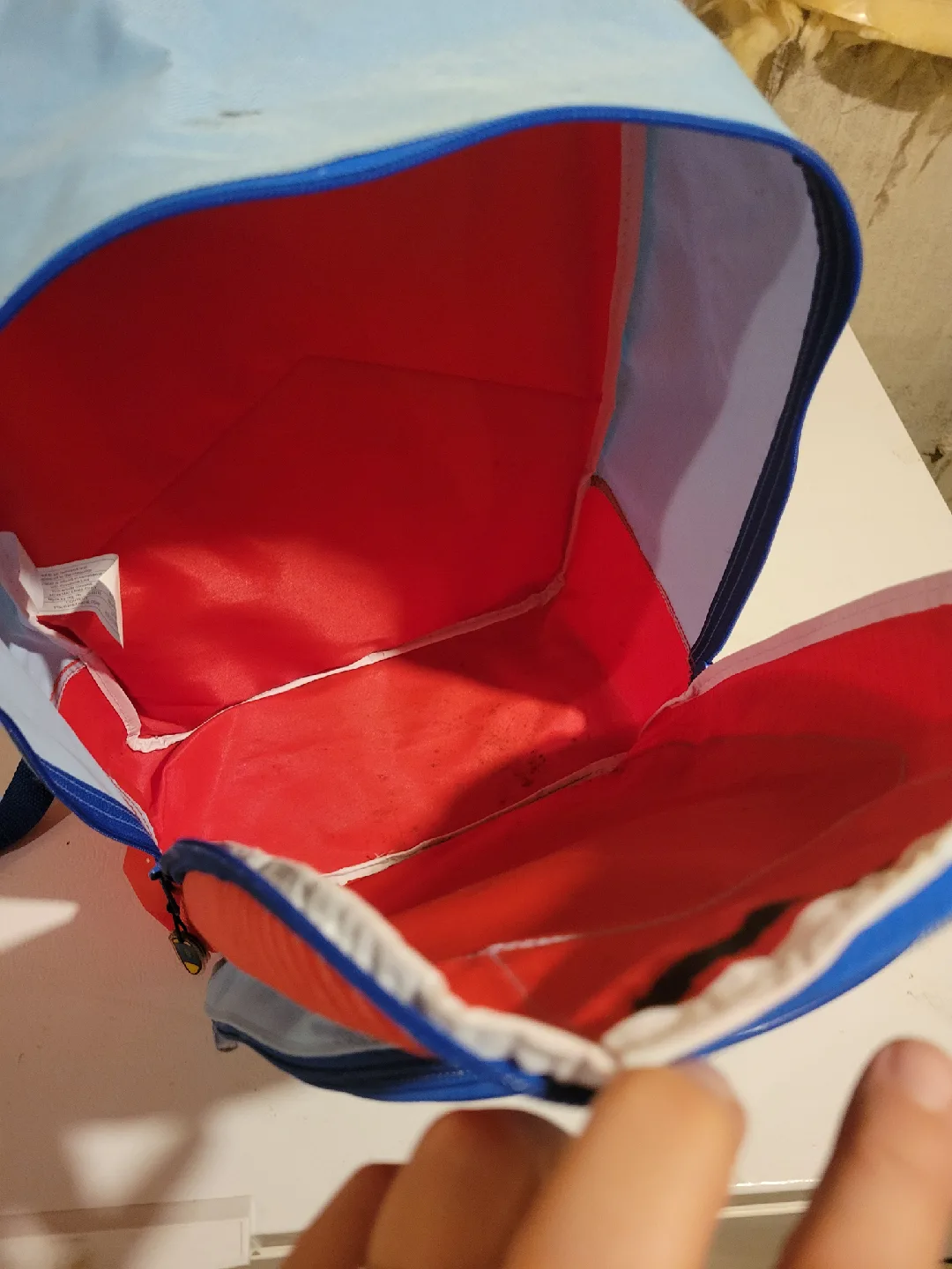 Caillou Backpack image indicator(2)