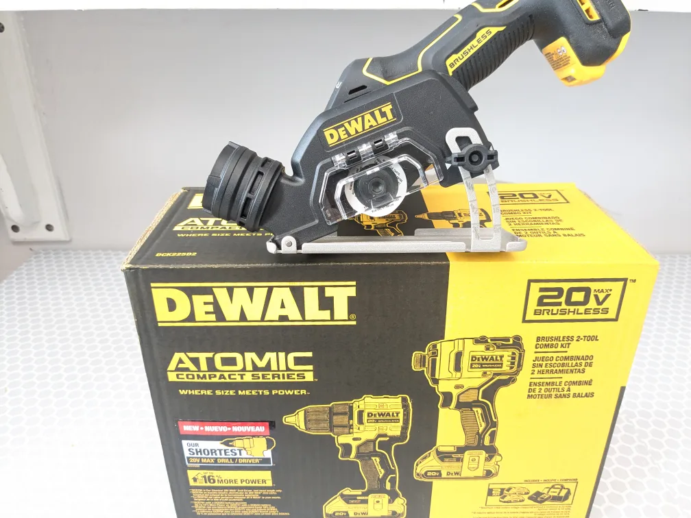 20V Max DeWalt Atomic Combo + XR Cut Off Tool image indicator(5)