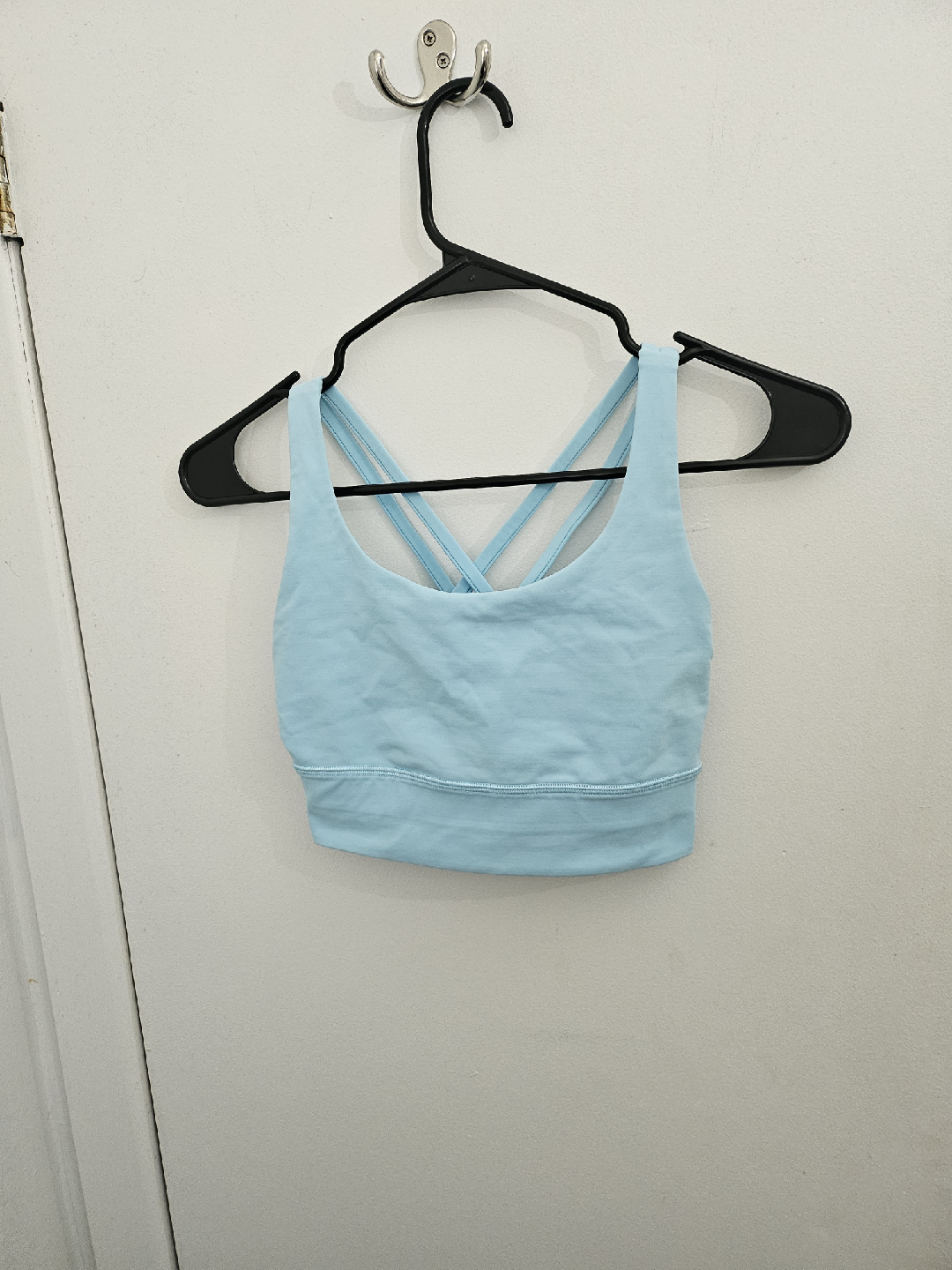 Haut sport Lululemon bleu pâle