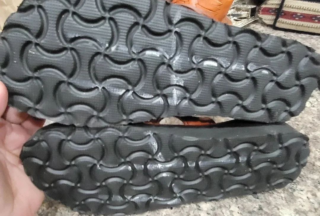 D'Santy Brown Leather Sandals - Size 4 image indicator(5)