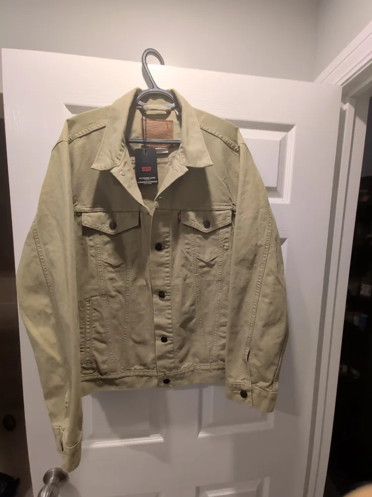 Levi's The Trucker Jacket - New with Tags image indicator(3)