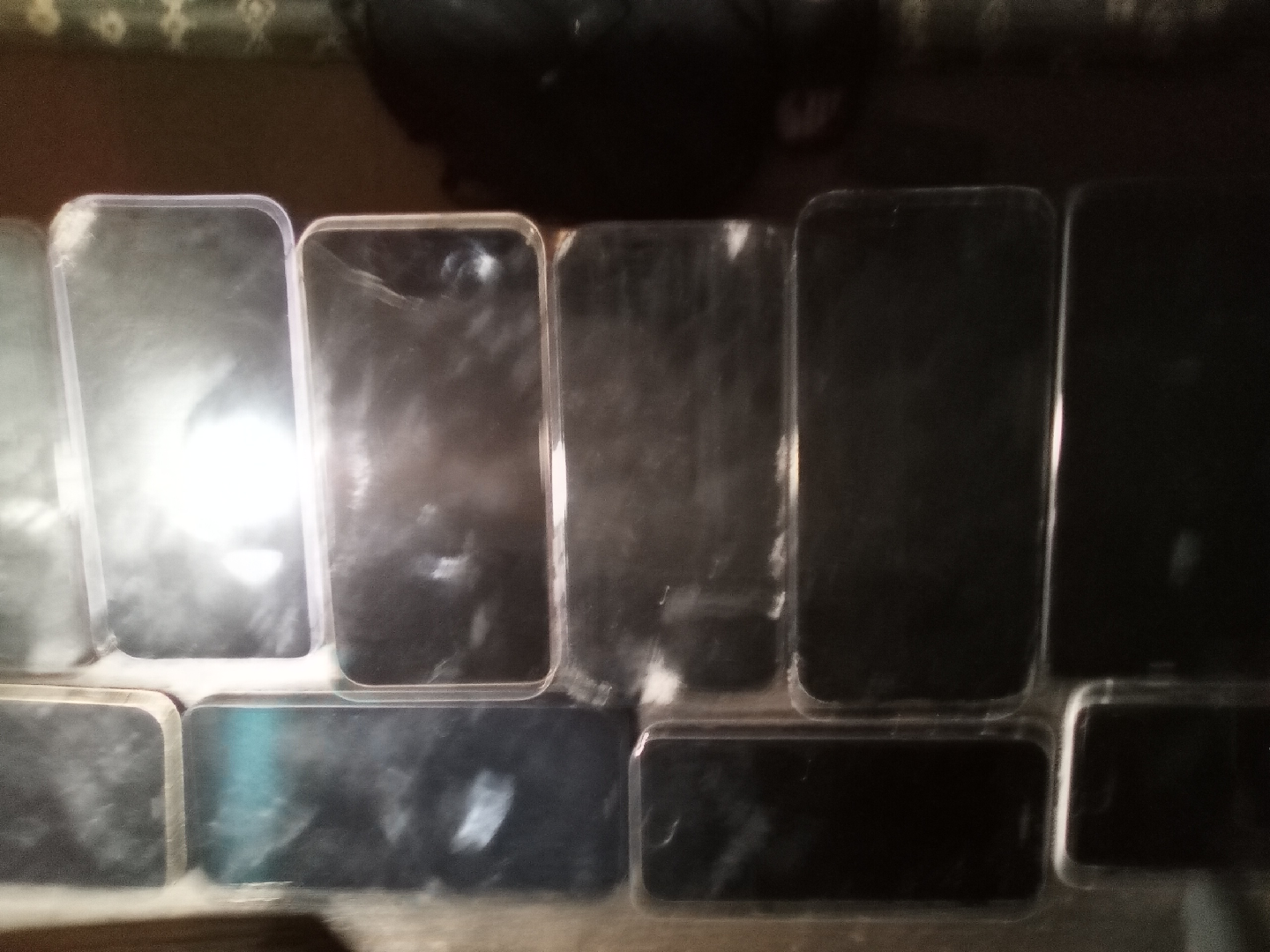 iPhones for parts only - photo 5