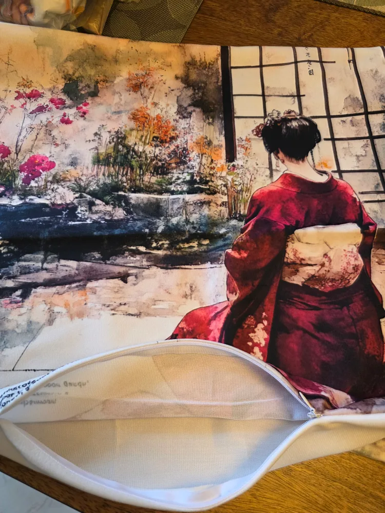 Decorative Pillow Cover - Japanese Geisha Design image indicator(3)