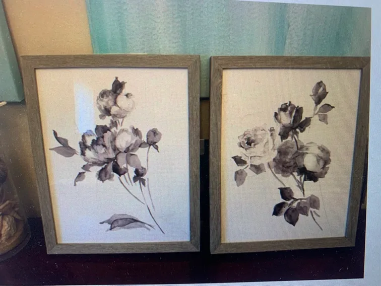 Moving Sale- Painting, mirrors, vase lilies etc. image indicator(4)
