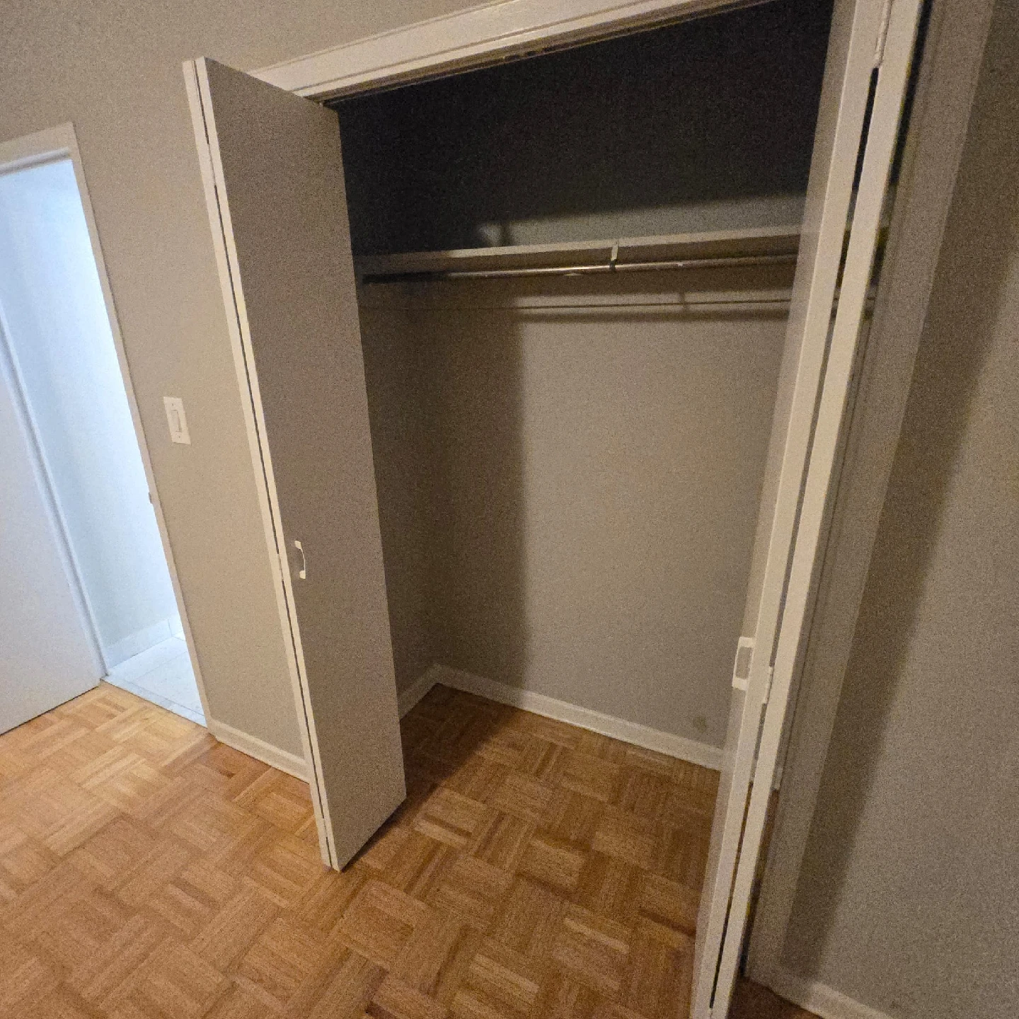 📢 Lease Takeover – 1 Bedroom Apartment (1 month paid) - photo 5