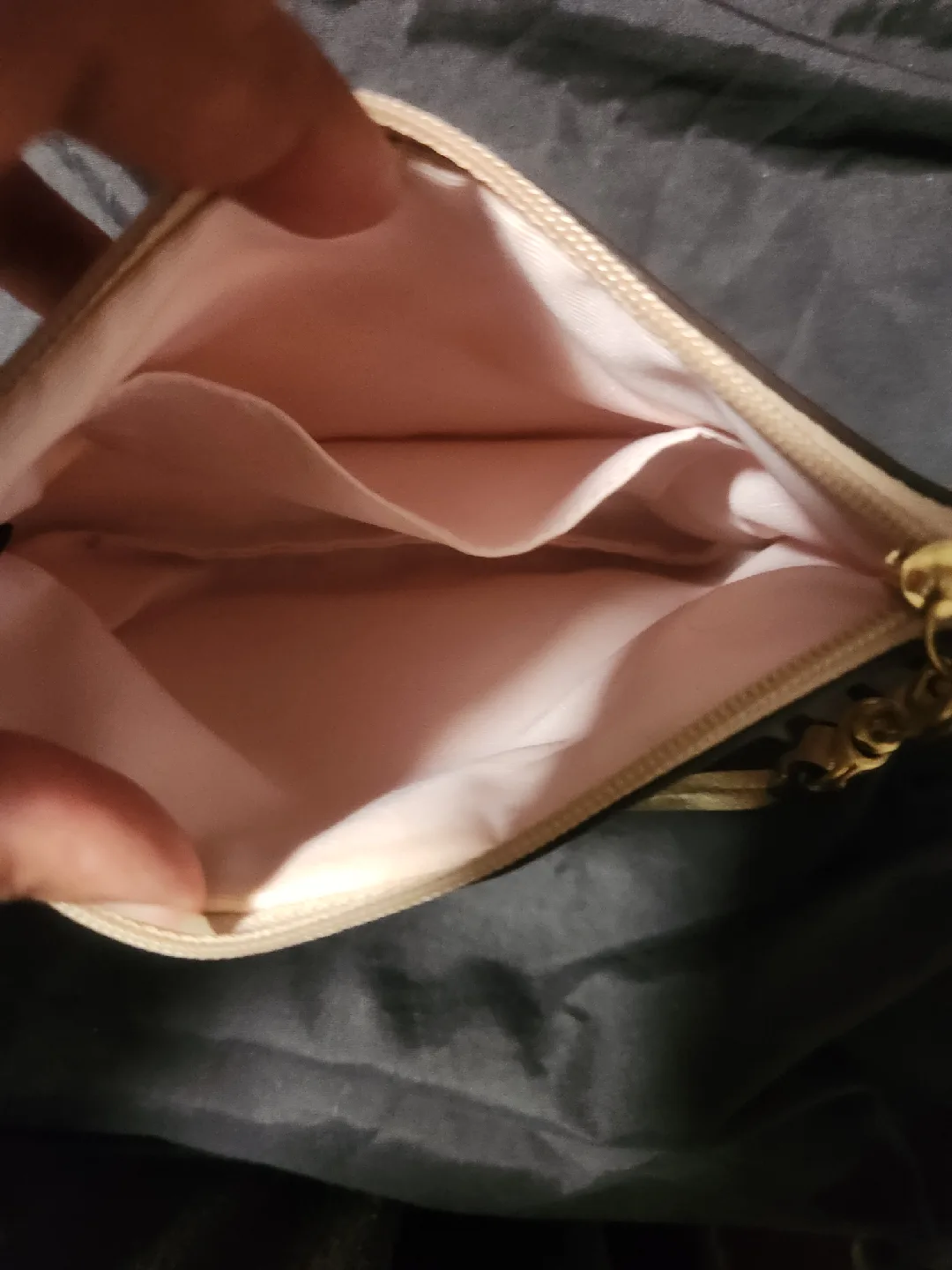 Coach Floral Wristlet vintage image indicator(3)