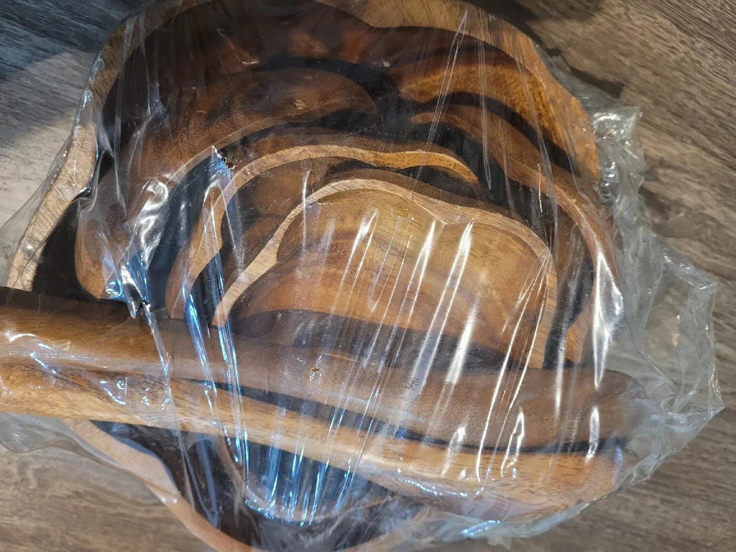 New Acacia Wood Salad Bowl Set image indicator(2)