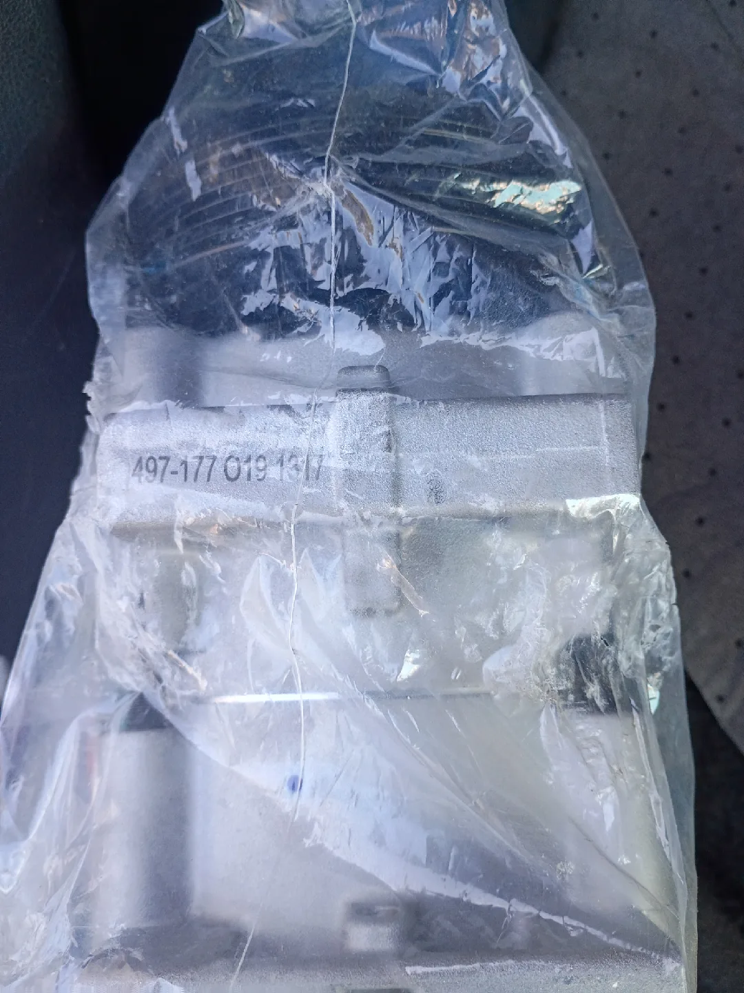 New A/C Compressor 497-064 image indicator(2)