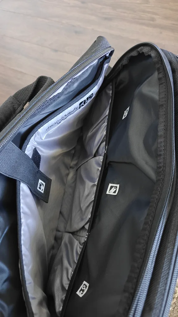 Ogio Splinter Cell Blacklist Laptop Messenger Bag (new) image indicator(2)