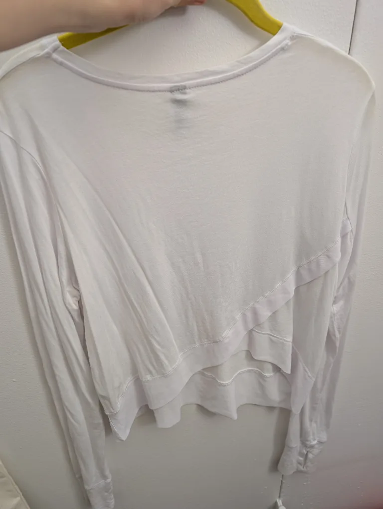 Gym White Long Sleeve Top Workout Top Crop Top - Size M image indicator(2)