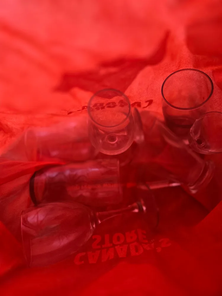 Mixed Glassware Lot image indicator(2)