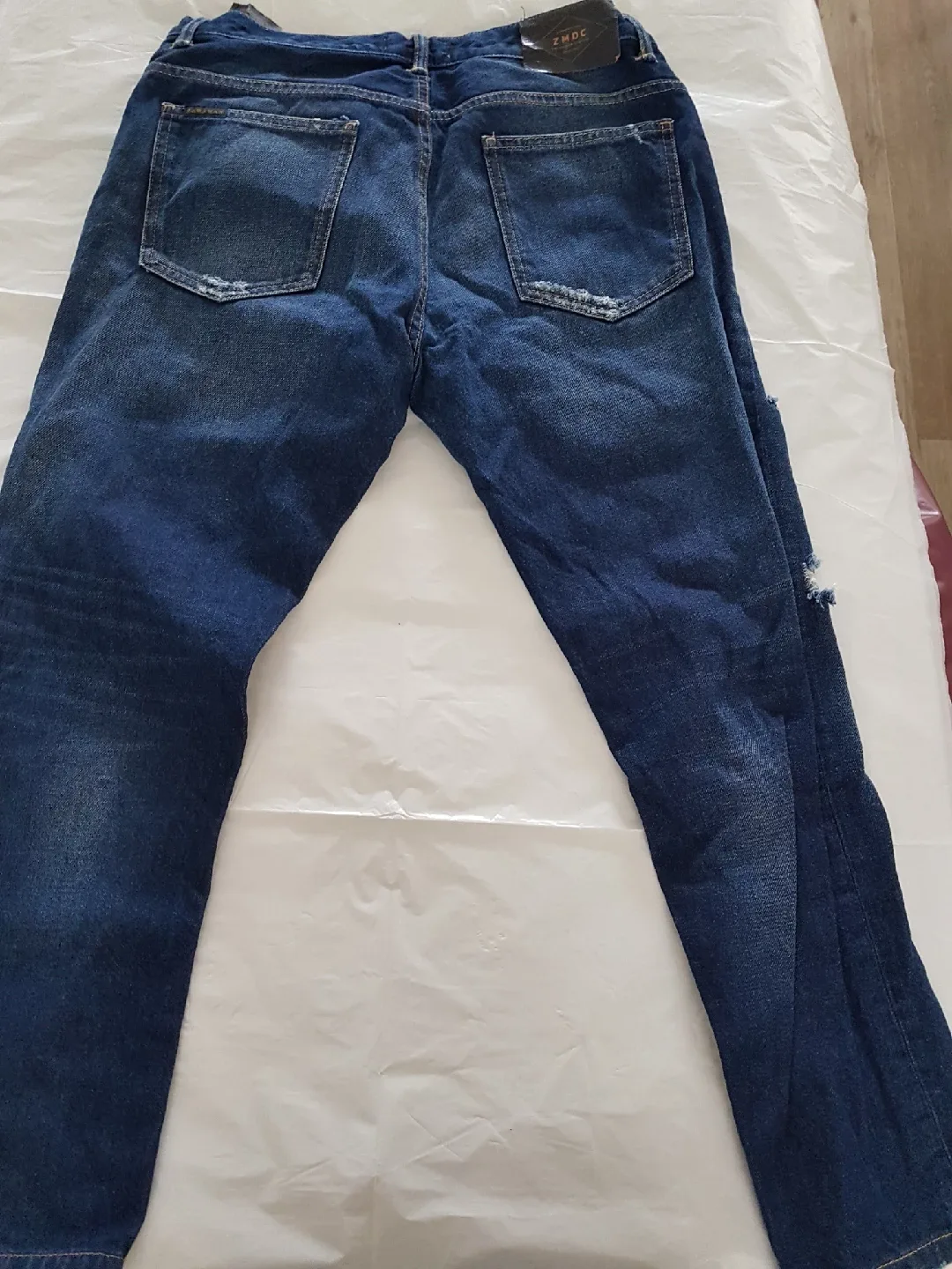 Distressed Blue Denim Jeans - Size 32 image indicator(3)