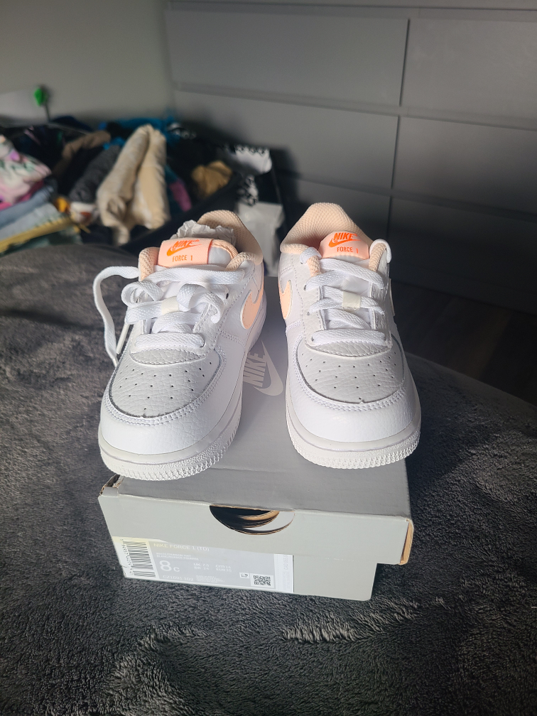 Nike Air Force 1 (TD) White/Crimson Tint, Size 8C