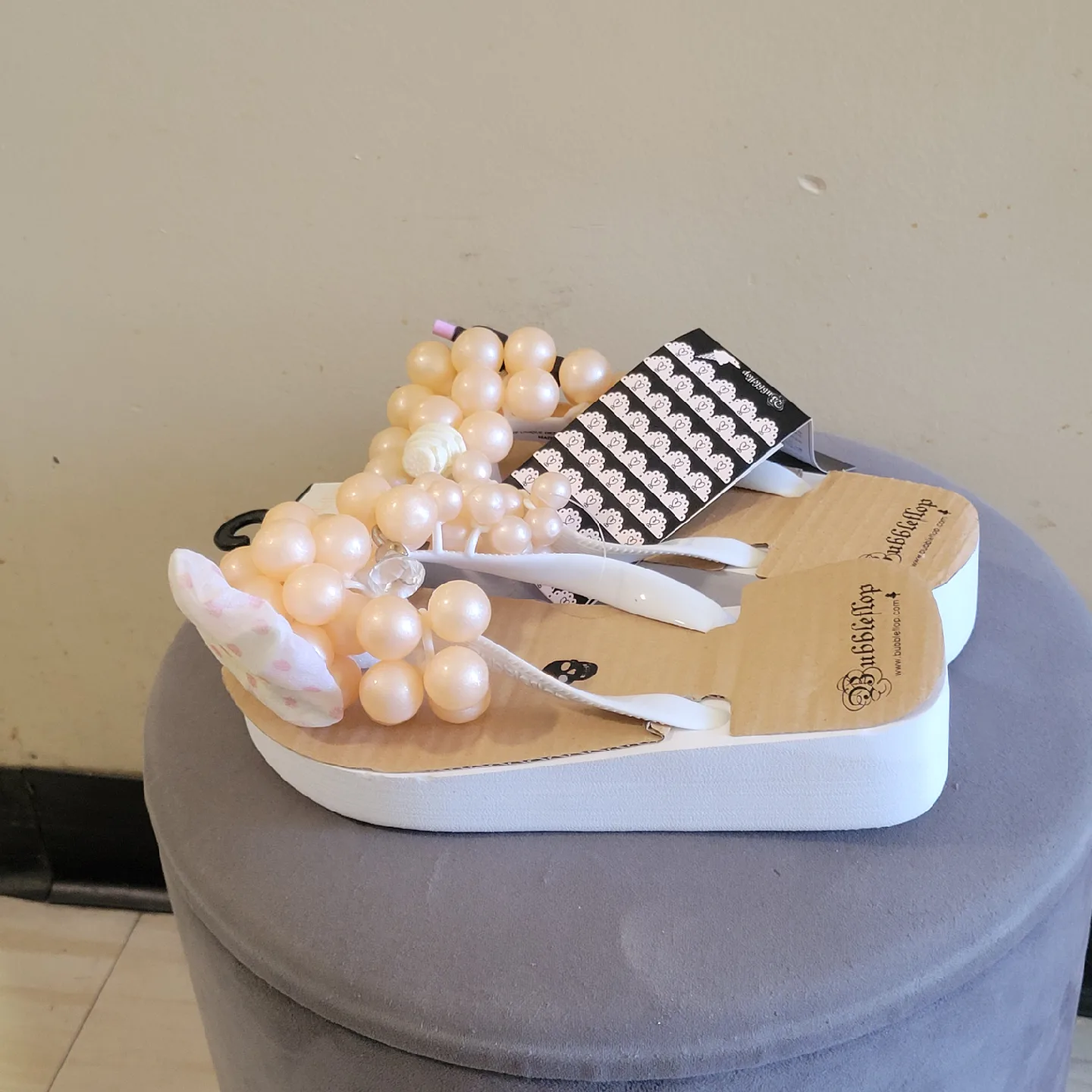 Bubbleflop Embellished Flip Flops image indicator(2)