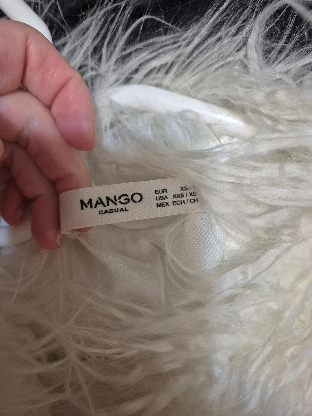 Mango Casual White Fur Jacket - Size small image indicator(2)
