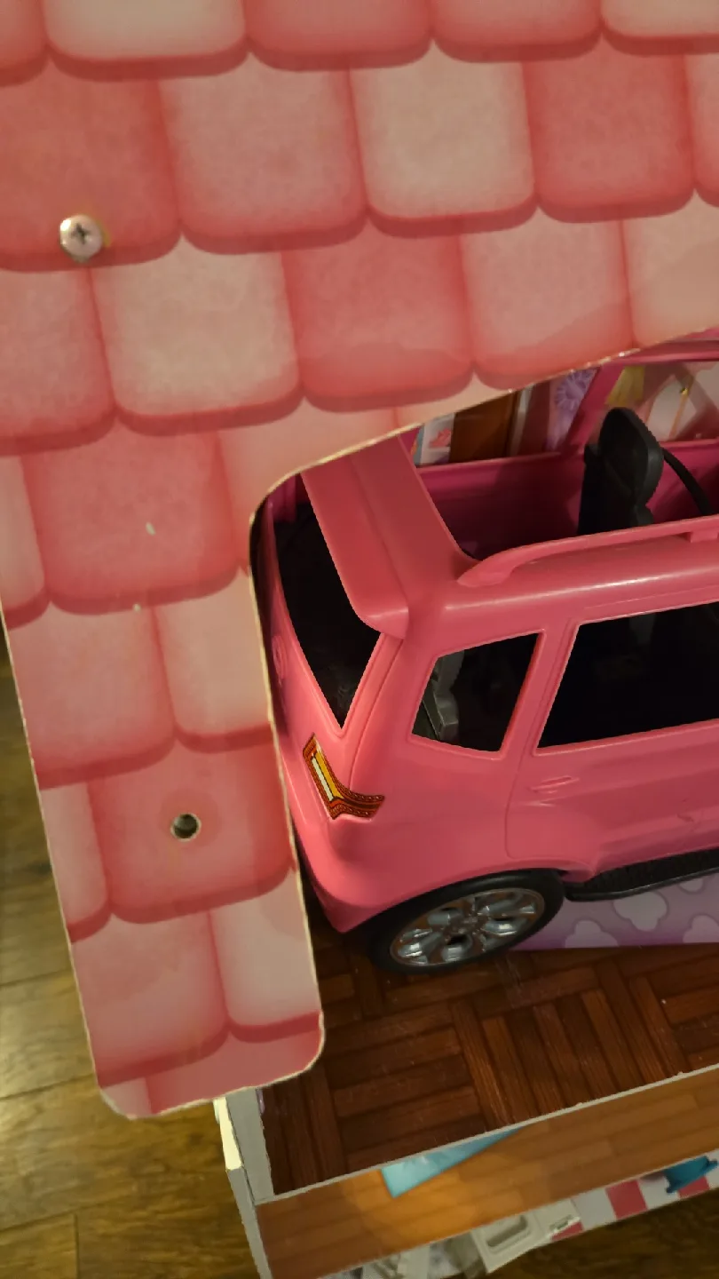 Barbie Dollhouse with Furniture & Barbies image indicator(7)