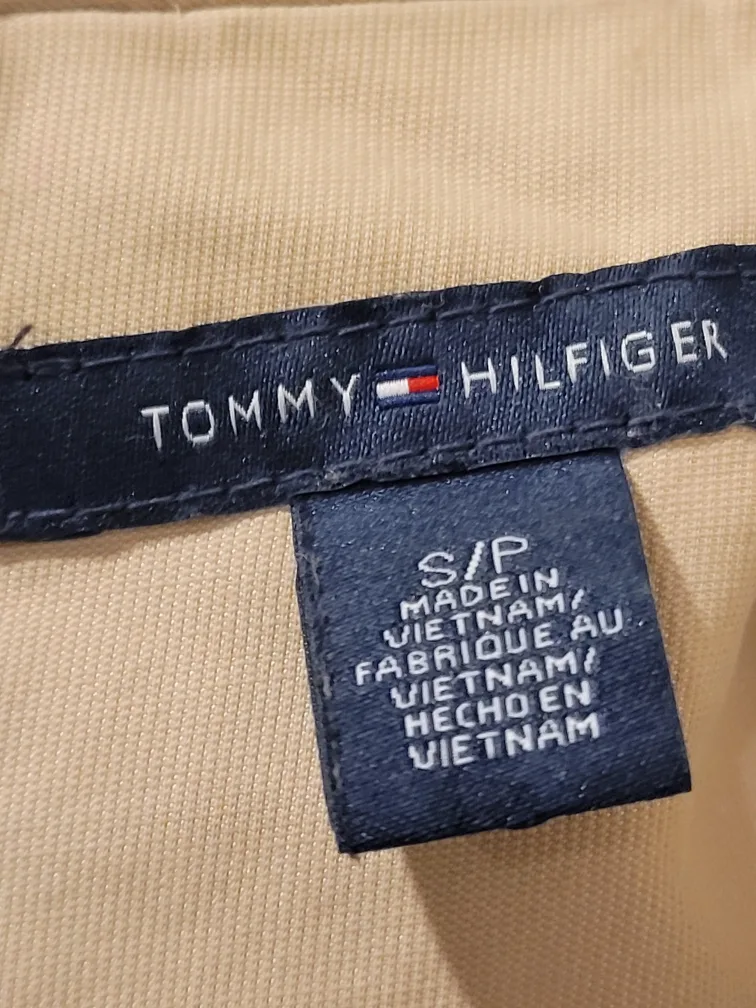 Tommy Hilfiger Size Small Rain Coat image indicator(4)
