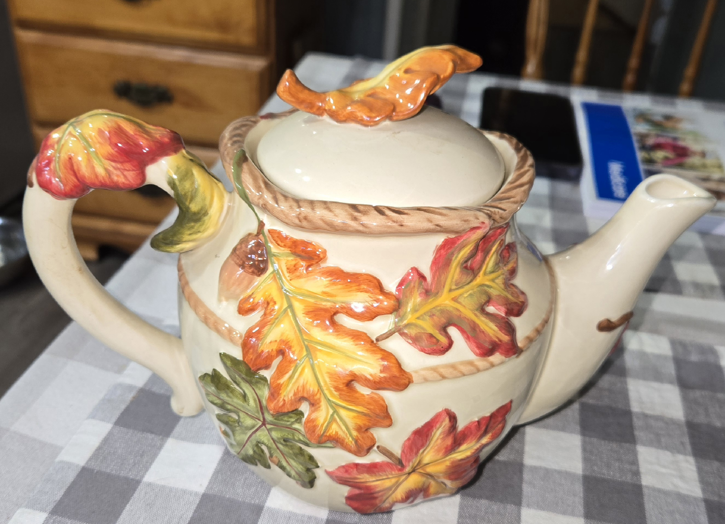 Fall Leaves Teapot - photo 2