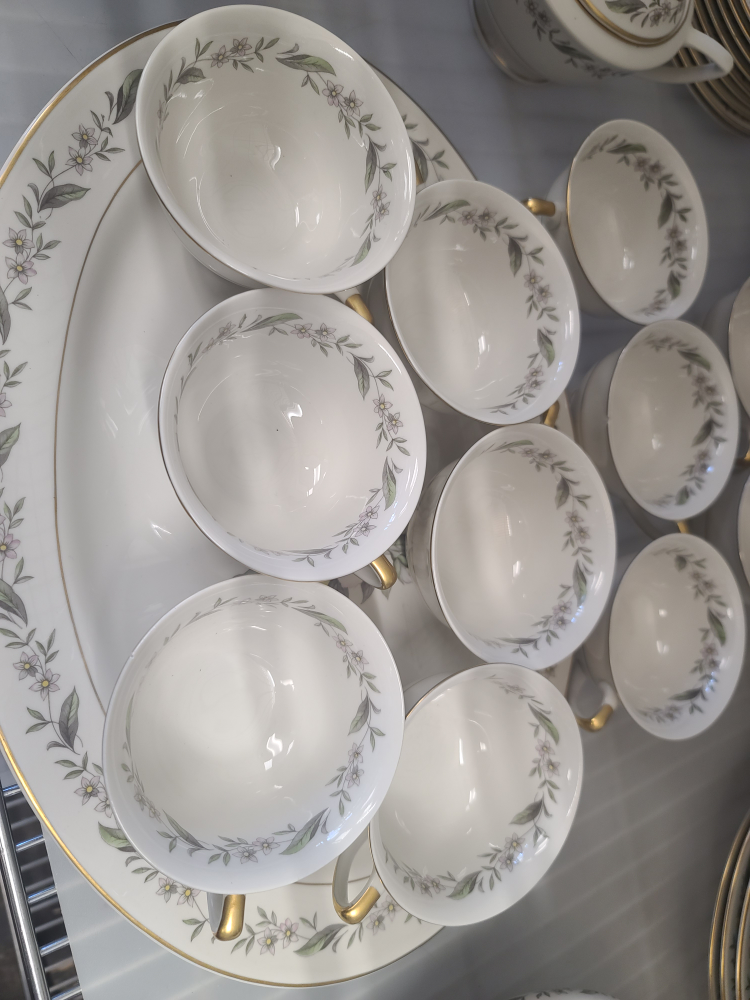 Vintage Royal jackson China Set - photo 2