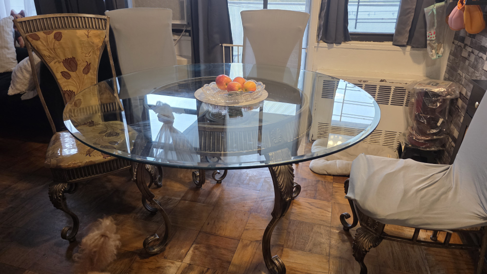 Glass Top Round Dining Table with 4 Chairs