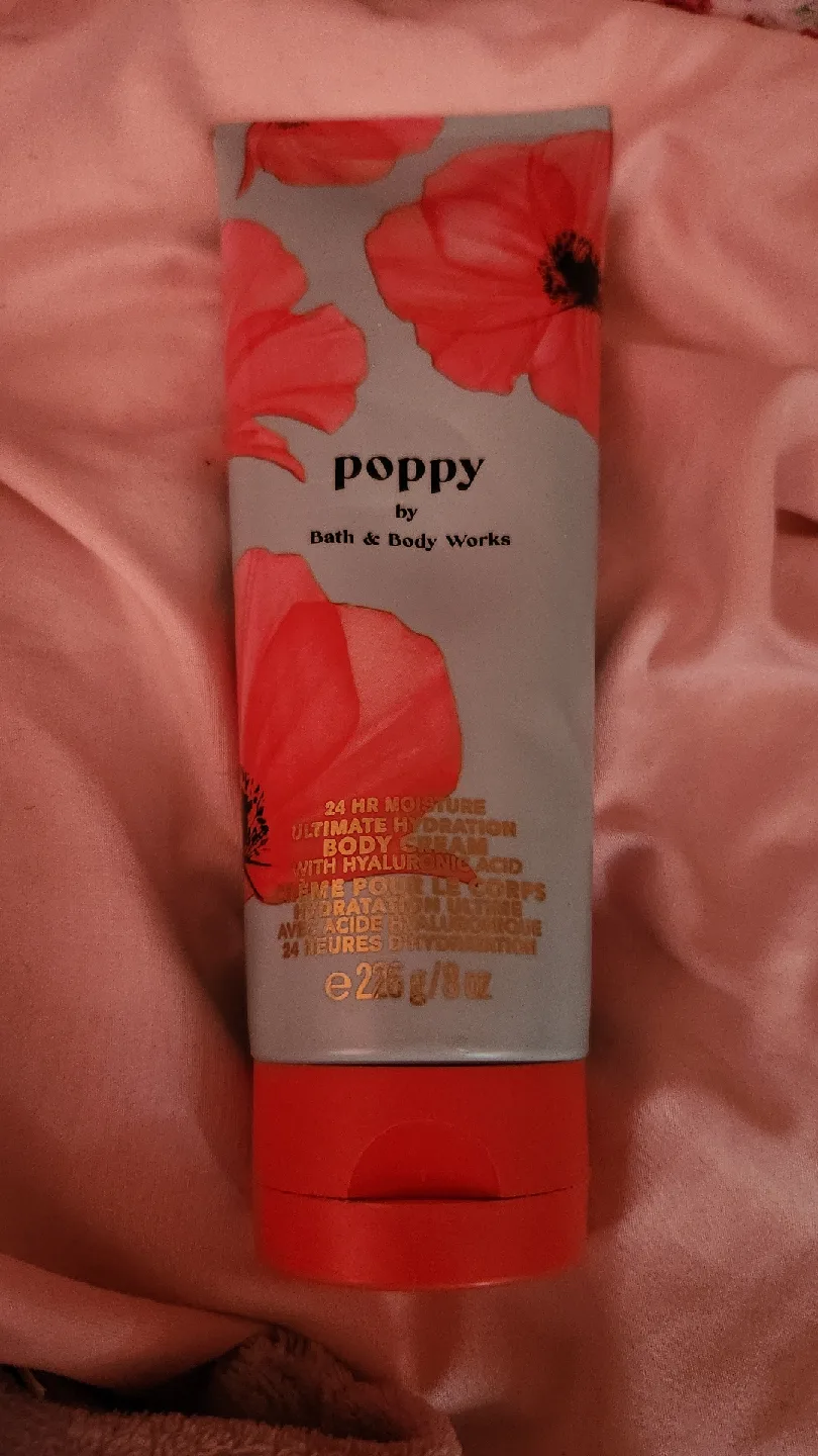 Bath & Body Works Poppy Body Cream thumbnail