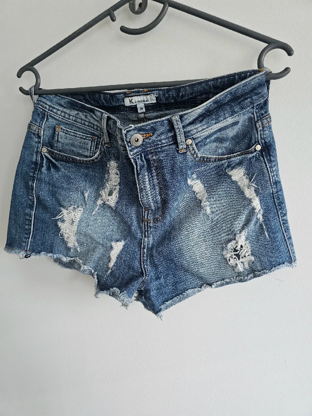 Kookai Denim Shorts - Size S image indicator(4)